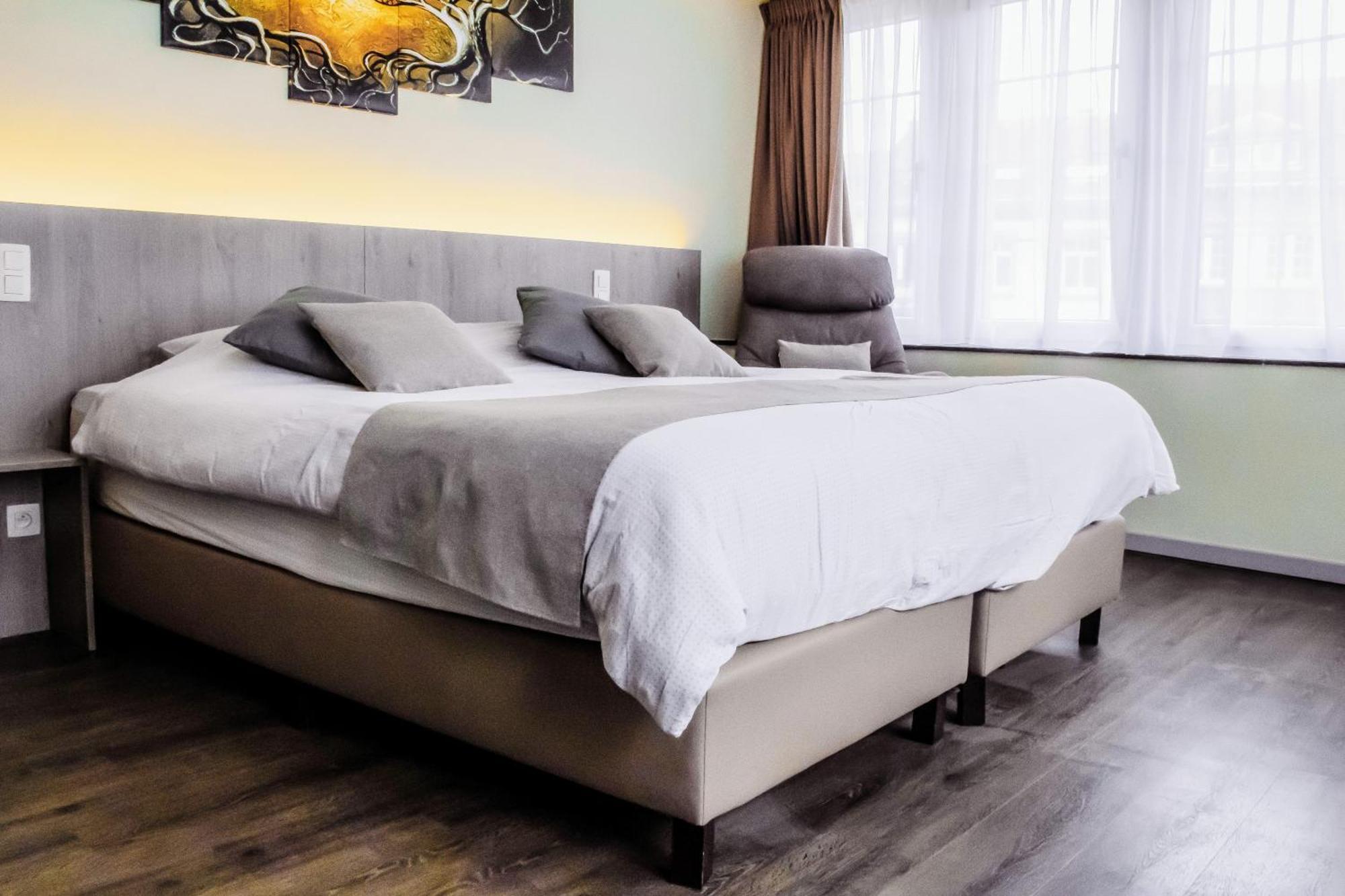 Hotel Des Postes 호우팔리제 외부 사진