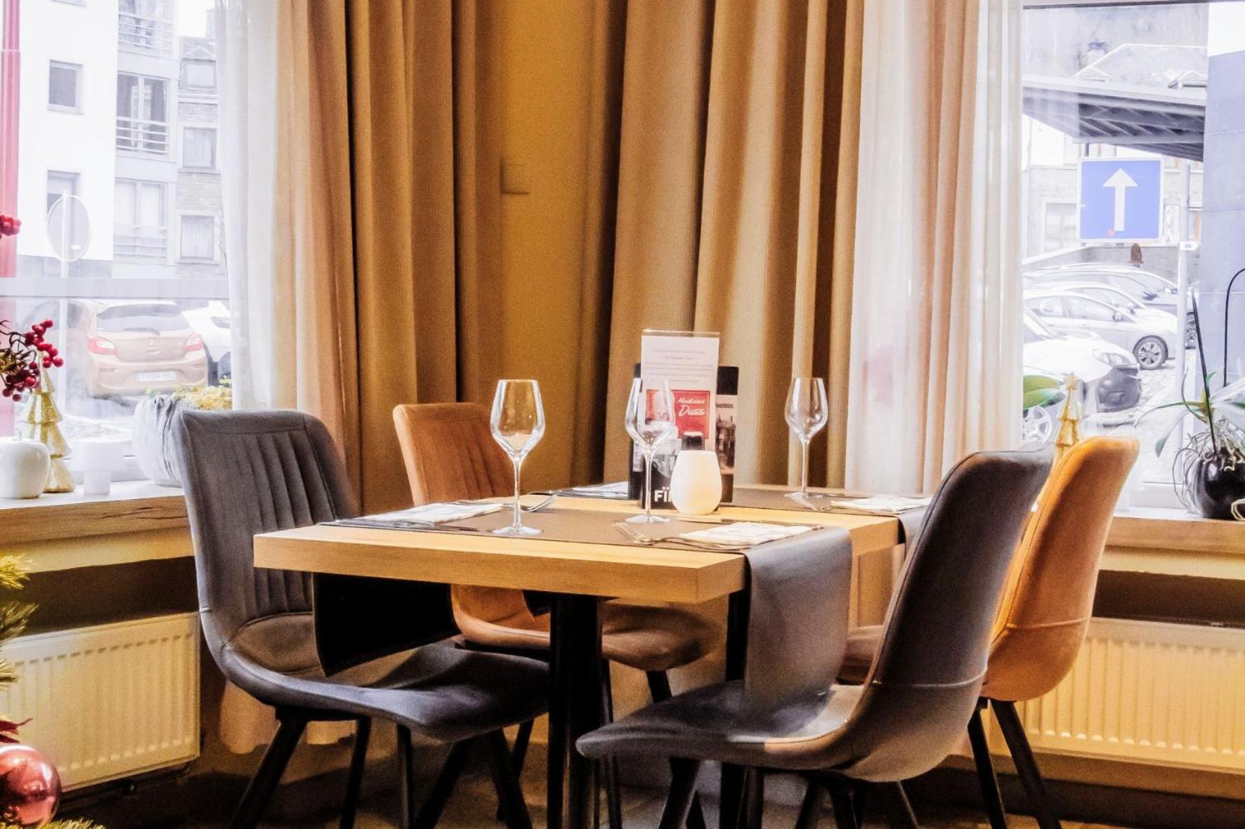 Hotel Des Postes 호우팔리제 외부 사진