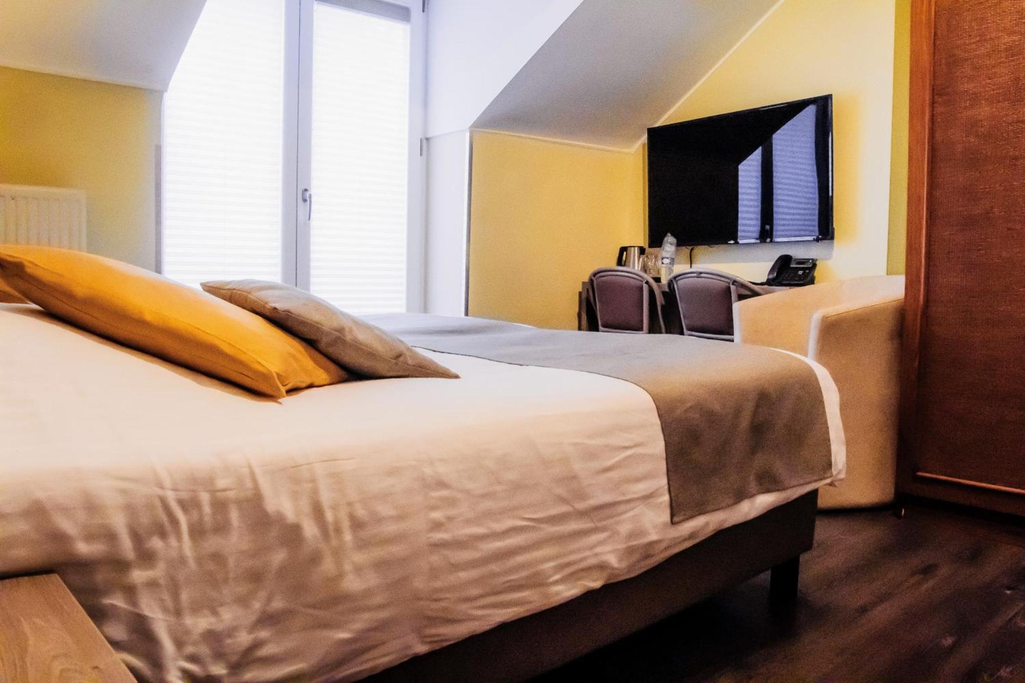 Hotel Des Postes 호우팔리제 외부 사진